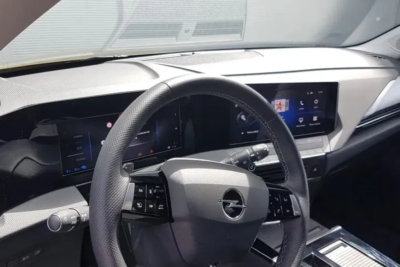 Opel Astra din 2022 cu 36.000 km - oferta OPE130180 - foto 8