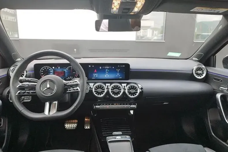 Mercedes-Benz A din 2023 cu 31.850 km - oferta MER130189 - foto 8