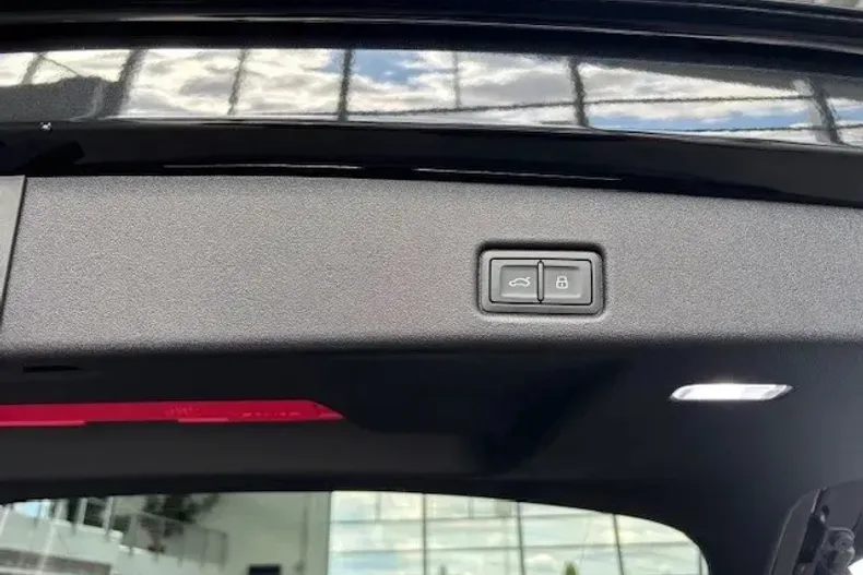 Audi Q5 din 2025 cu 1 km - oferta AUD130198 - foto 11