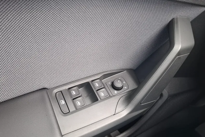 Seat Leon din 2025 cu 6 km - oferta SEA130200 - foto 17