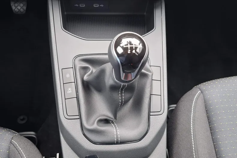 Seat Ibiza din 2025 cu 10 km - oferta SEA130202 - foto 18