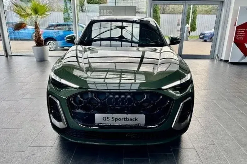 Audi Q5 din 2025 cu 1 km - oferta AUD130203 - foto 1
