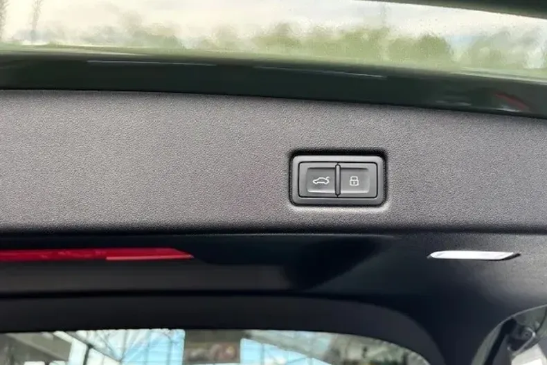 Audi Q5 din 2025 cu 1 km - oferta AUD130203 - foto 11