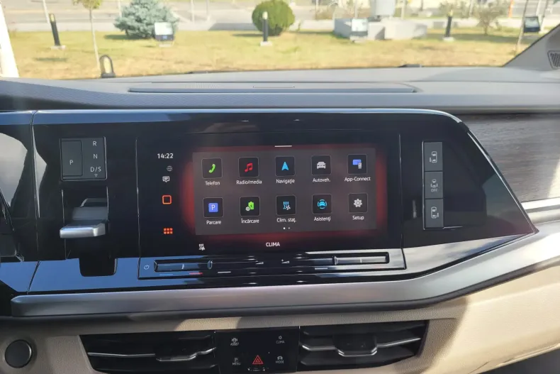 Volkswagen Multivan din 2025 cu 10 km - oferta VOL130205 - foto 10