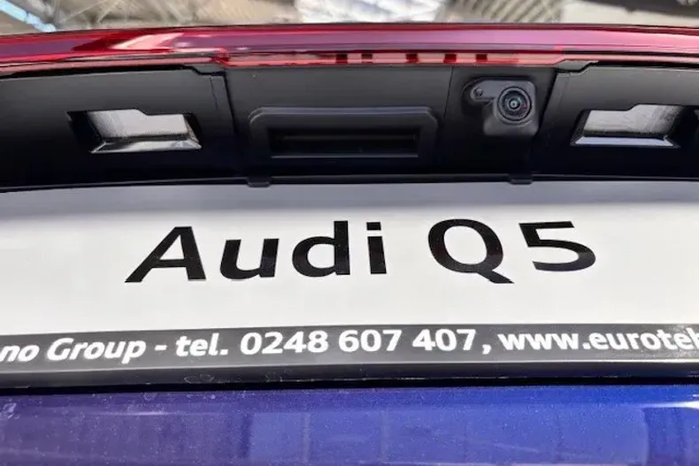 Audi Q5 din 2025 cu 2.100 km - oferta AUD130211 - foto 12