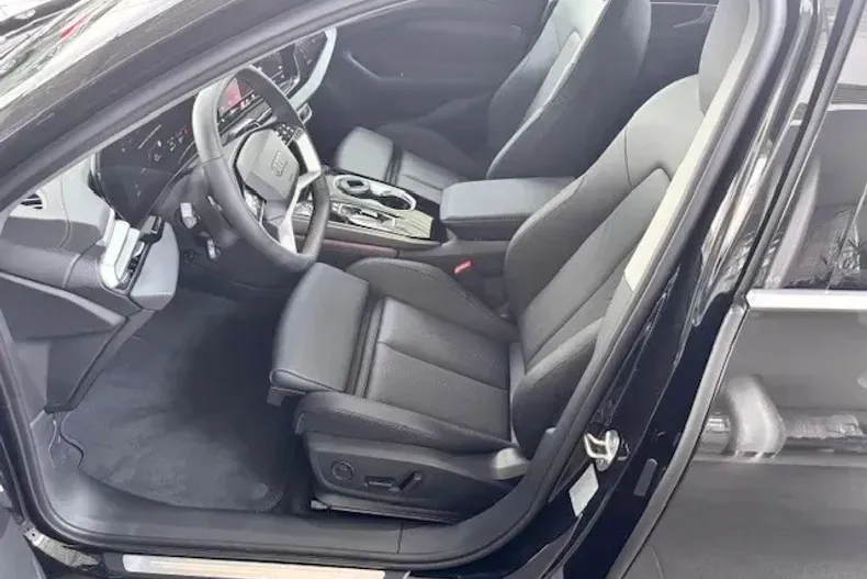 Audi A6 din 2025 cu 10 km - oferta AUD130215 - foto 6