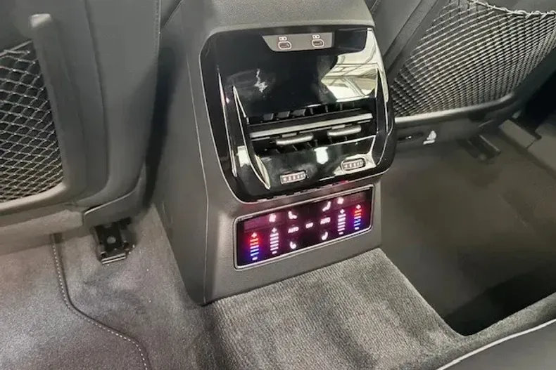 Audi A6 din 2025 cu 10 km - oferta AUD130215 - foto 9