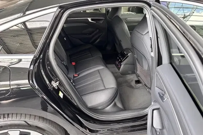 Audi A6 din 2025 cu 10 km - oferta AUD130215 - foto 13