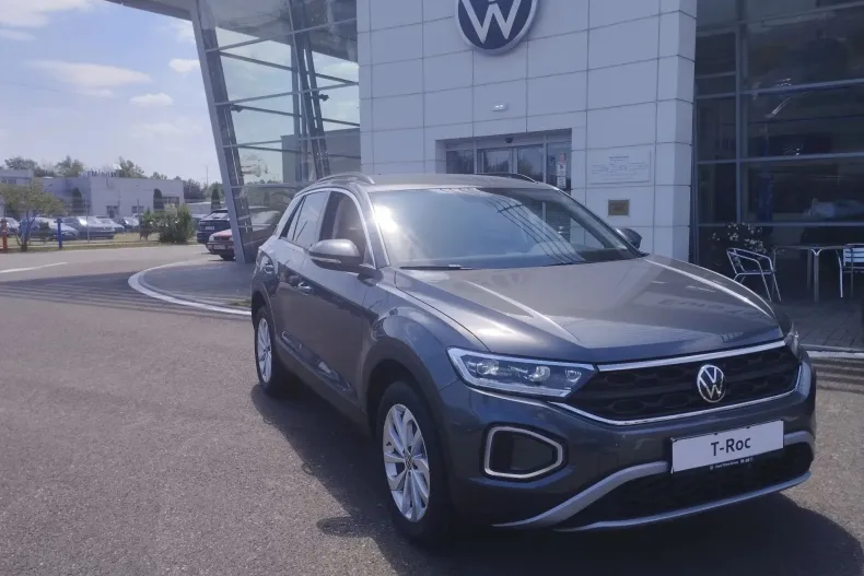Volkswagen T-Roc din 2025 cu 5 km - oferta VOL130218 - foto 1
