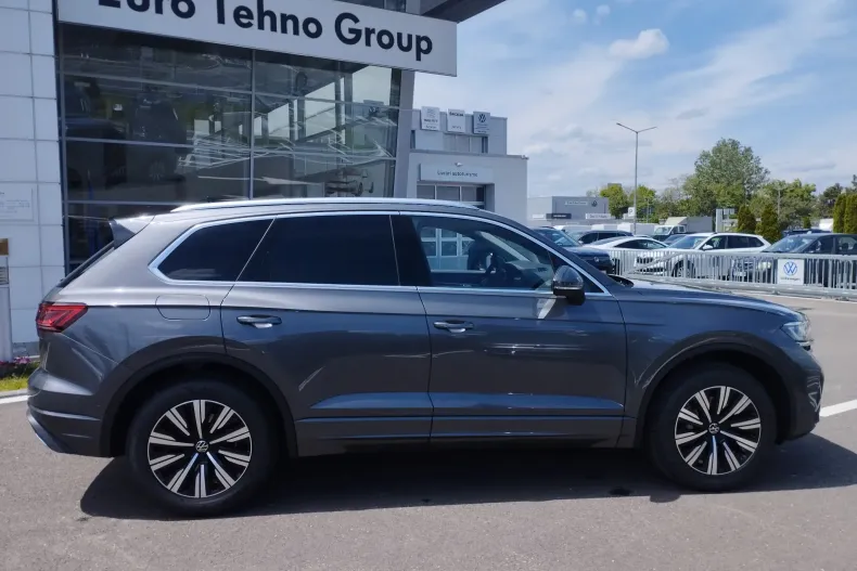 Volkswagen Touareg din 2025 cu 5 km - oferta VOL130220 - foto 10