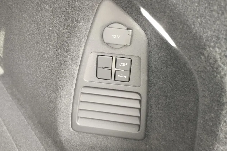 Volkswagen Touareg din 2025 cu 5 km - oferta VOL130220 - foto 14