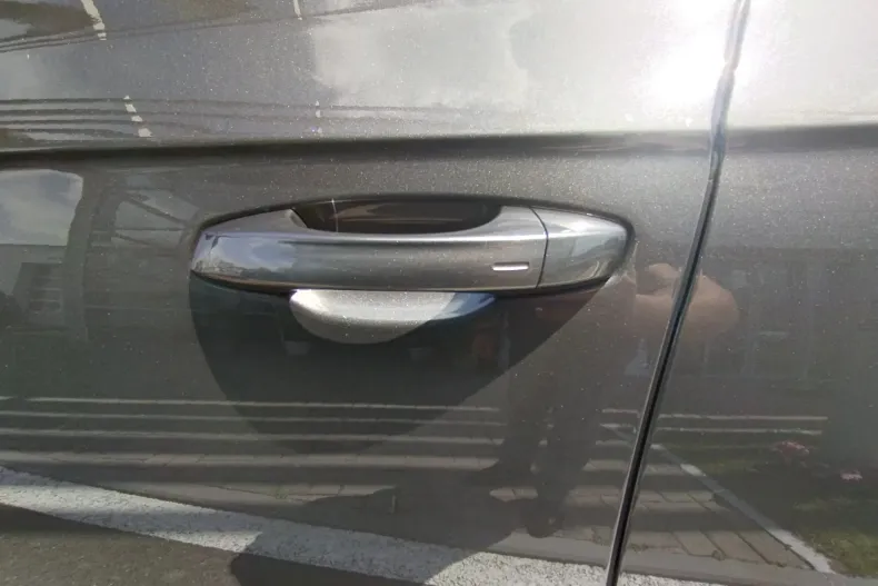 Volkswagen Touareg din 2025 cu 5 km - oferta VOL130220 - foto 23