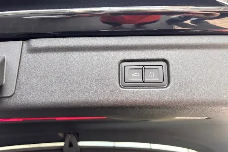 Audi A6 din 2025 cu 1 km - oferta AUD130232 - foto 12