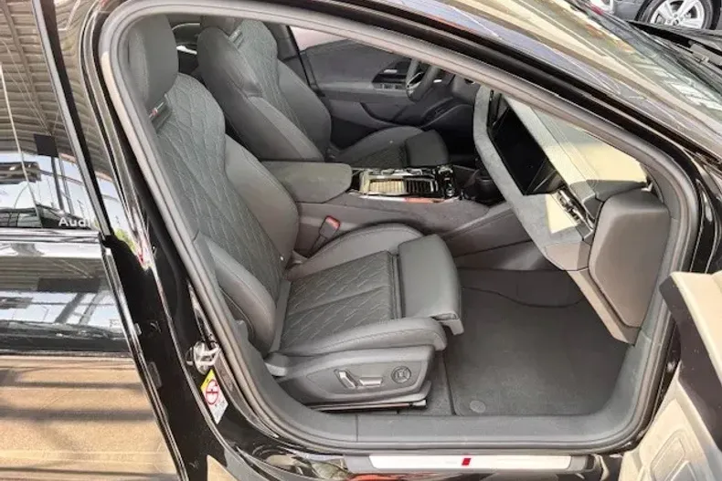 Audi A6 din 2025 cu 1 km - oferta AUD130232 - foto 15