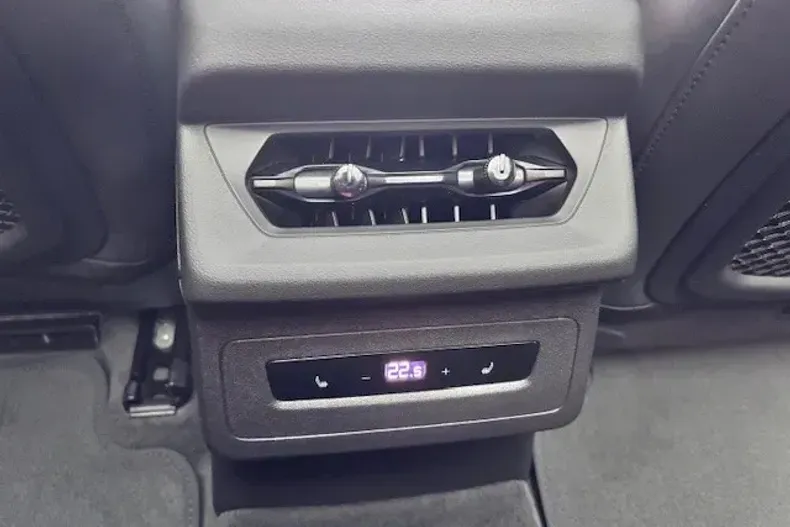 Audi A6 din 2025 cu 1 km - oferta AUD130232 - foto 18