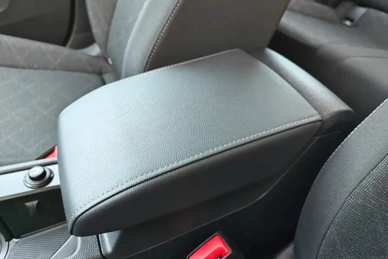 Volkswagen Golf din 2023 cu 23.253 km - oferta VOL130233 - foto 19