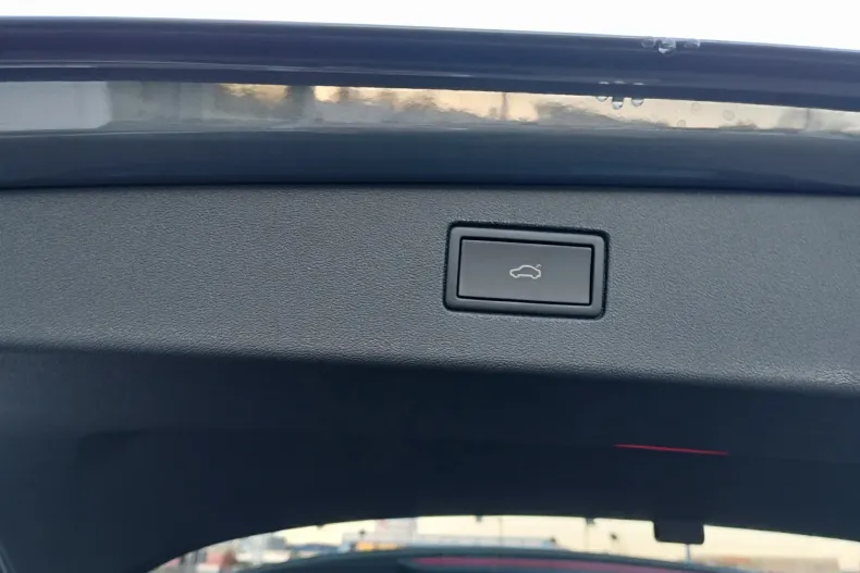 Volkswagen Tiguan din 2025 cu 5 km - oferta VOL130238 - foto 11