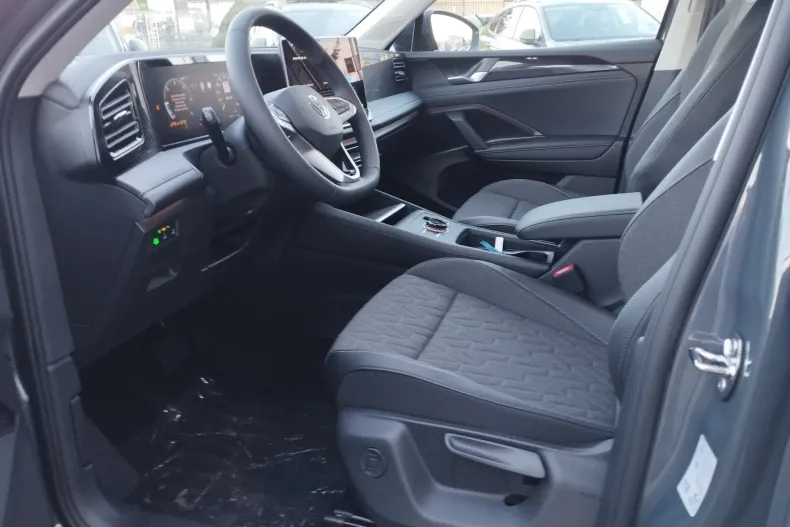 Volkswagen Tiguan din 2025 cu 5 km - oferta VOL130238 - foto 13