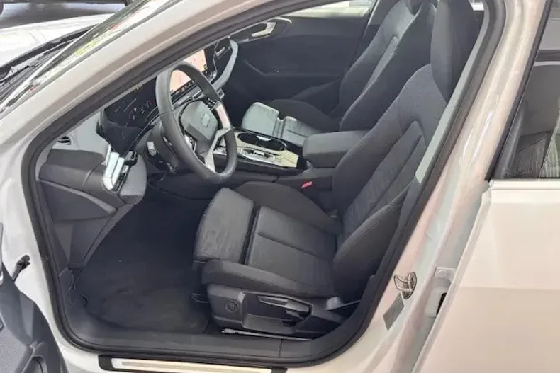 Audi A5 din 2025 cu 1 km - oferta AUD130240 - foto 6