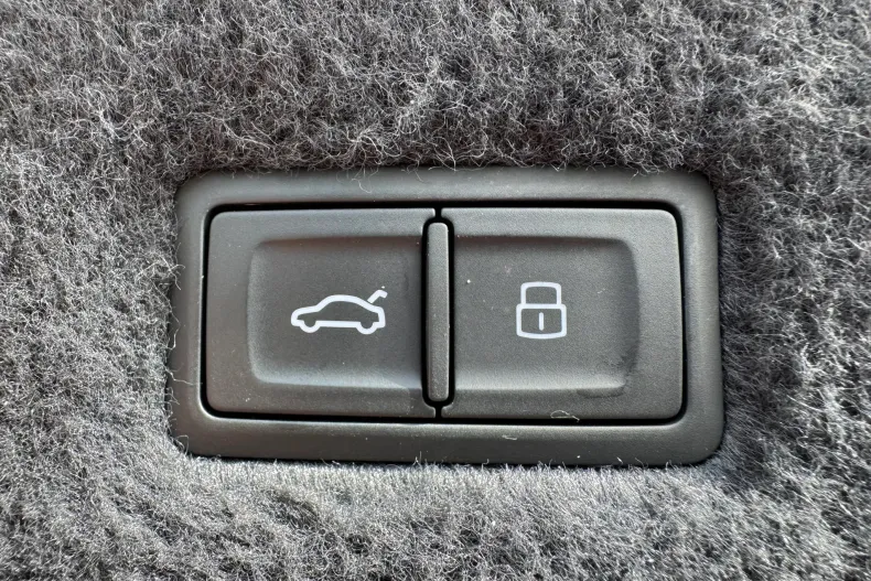 Lamborghini Urus din 2021 cu 81.101 km - oferta LAM130254 - foto 33