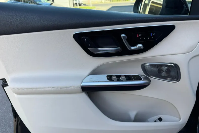 Mercedes-Benz GLC din 2023 cu 86.112 km - oferta MER130255 - foto 7