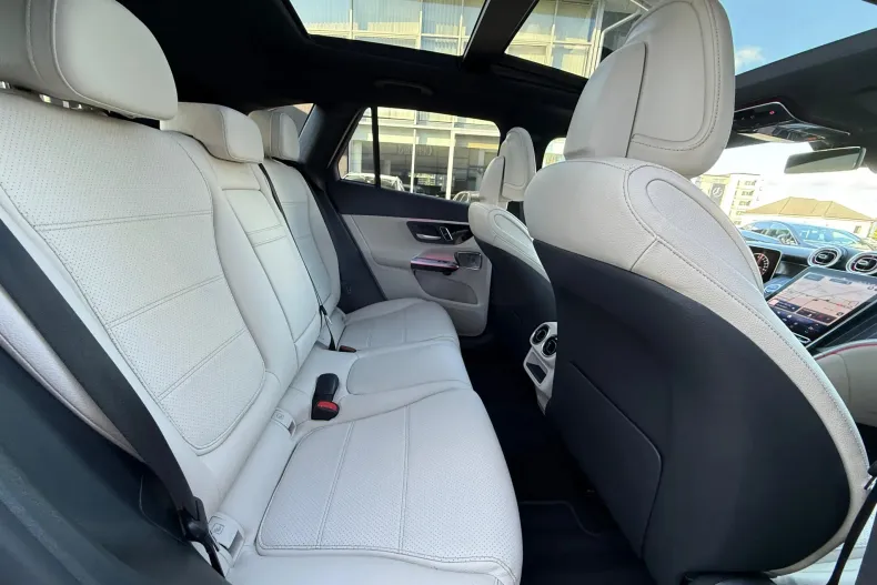 Mercedes-Benz GLC din 2023 cu 86.112 km - oferta MER130255 - foto 24