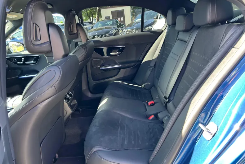 Mercedes-Benz C din 2024 cu 6.854 km - oferta MER130262 - foto 9