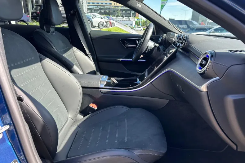 Mercedes-Benz C din 2024 cu 6.854 km - oferta MER130262 - foto 12