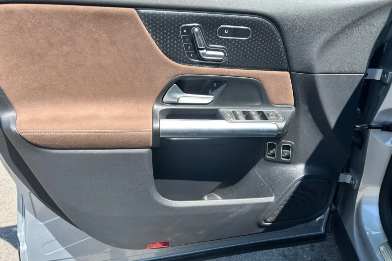 Mercedes-Benz GLA din 2024 cu 8.000 km - oferta MER130263 - foto 9