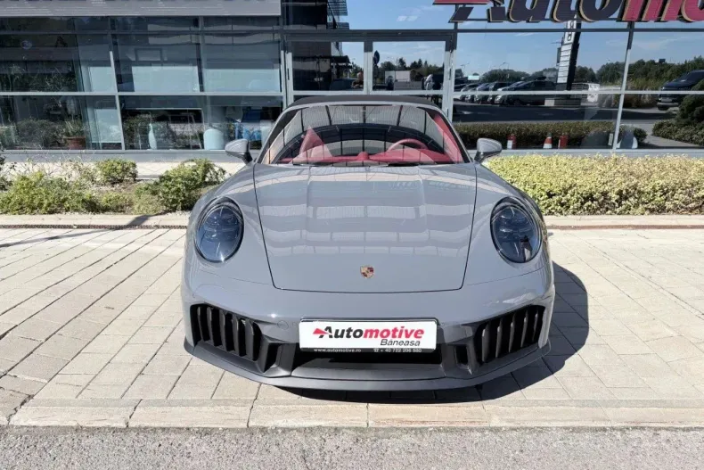 Porsche 911 din 2024 cu 4.500 km - oferta POR130280 - foto 1