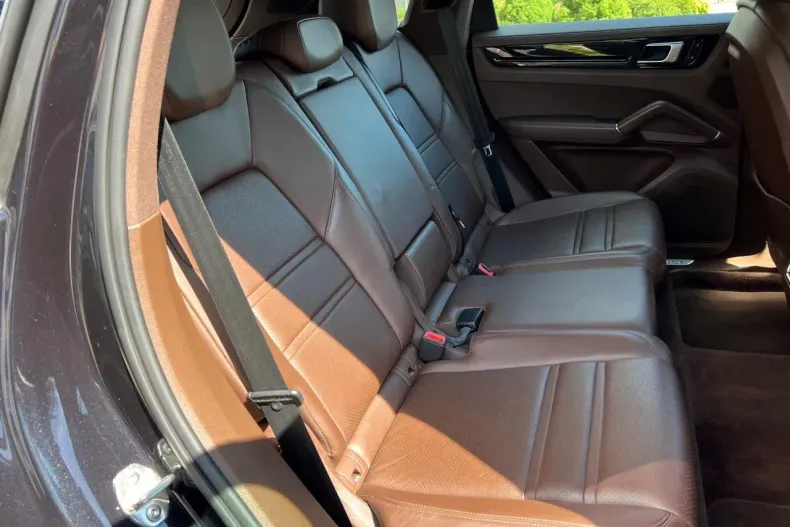 Porsche Cayenne din 2019 cu 126.390 km - oferta POR130284 - foto 10