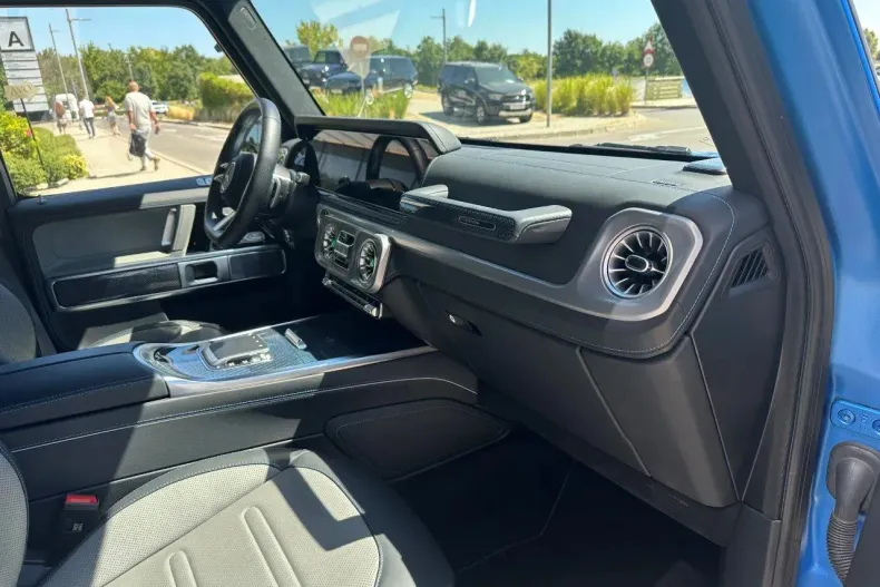 Mercedes-Benz G din 2024 cu 8.500 km - oferta MER130287 - foto 12