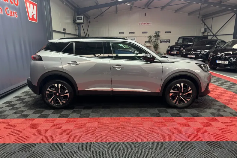 Peugeot 2008 din 2023 cu 13.000 km - oferta PEU130298 - foto 3