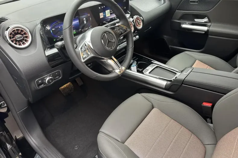 Mercedes-Benz EQA din 2025 cu 1.961 km - oferta MER130309 - foto 14