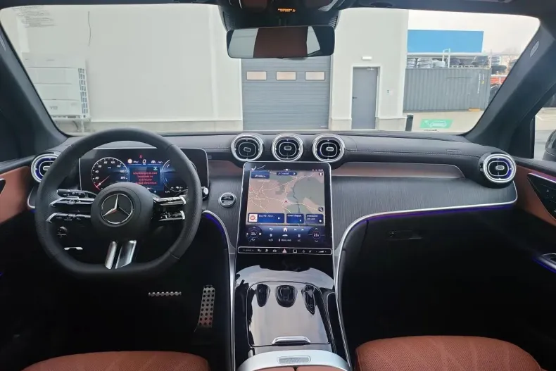 Mercedes-Benz GLC din 2024 cu 8.421 km - oferta MER130316 - foto 10