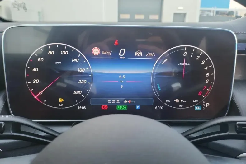 Mercedes-Benz GLC din 2024 cu 8.421 km - oferta MER130316 - foto 12