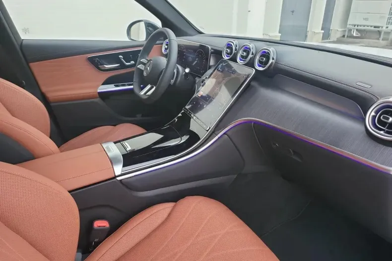 Mercedes-Benz GLC din 2024 cu 8.421 km - oferta MER130316 - foto 13