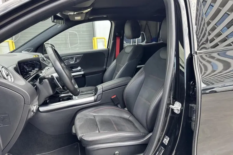 Mercedes-Benz GLA din 2023 cu 36.518 km - oferta MER130318 - foto 12