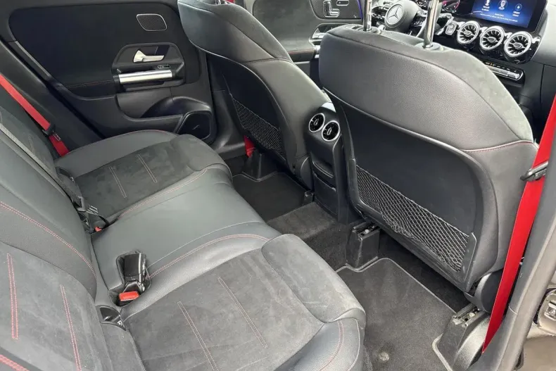 Mercedes-Benz GLA din 2023 cu 36.518 km - oferta MER130318 - foto 13