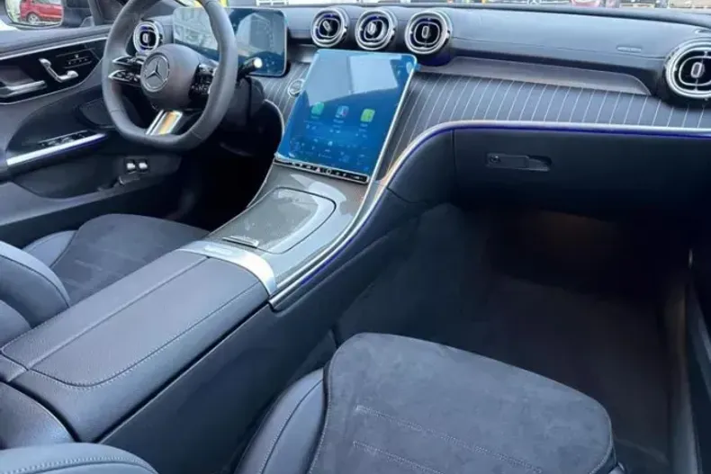 Mercedes-Benz C din 2024 cu 3.121 km - oferta MER130325 - foto 10
