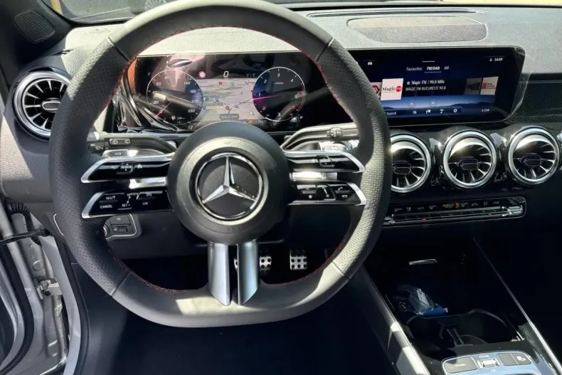 Mercedes-Benz GLB din 2024 cu 7.363 km - oferta MER130338 - foto 12