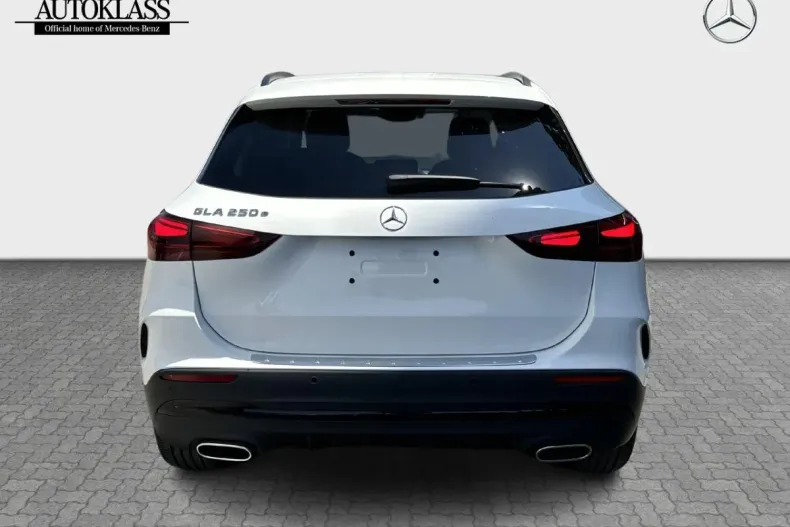 Mercedes-Benz GLA din 2024 cu 13.500 km - oferta MER130340 - foto 6