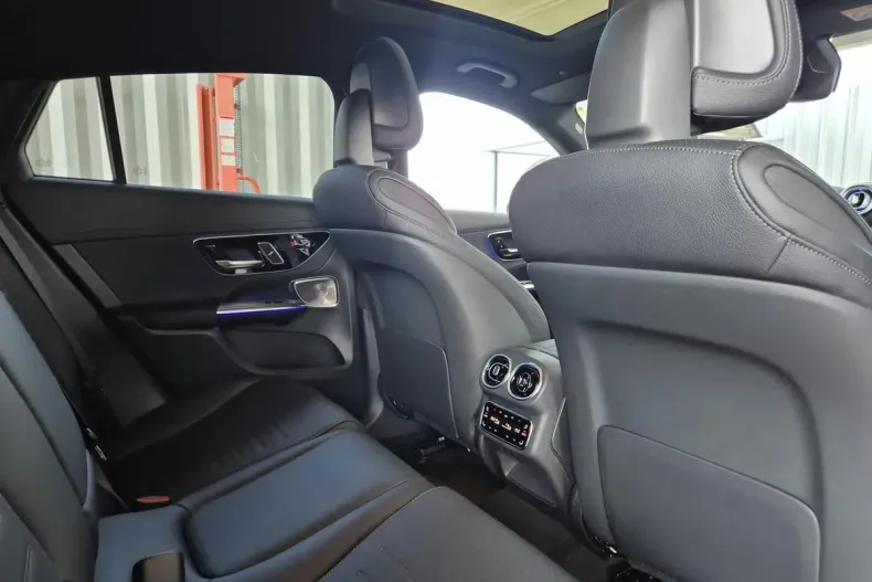 Mercedes-Benz GLC din 2025 cu 3.000 km - oferta MER130366 - foto 14