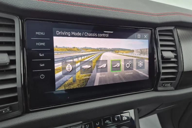 Skoda Kodiaq din 2022 cu 41.967 km - oferta SKO130392 - foto 24