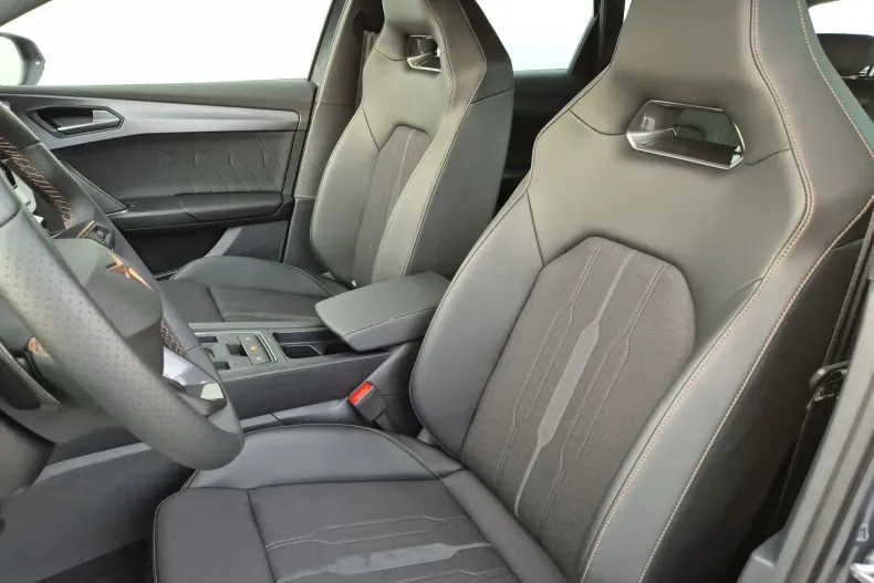 Cupra Leon din 2024 cu 900 km - oferta CUP130396 - foto 11