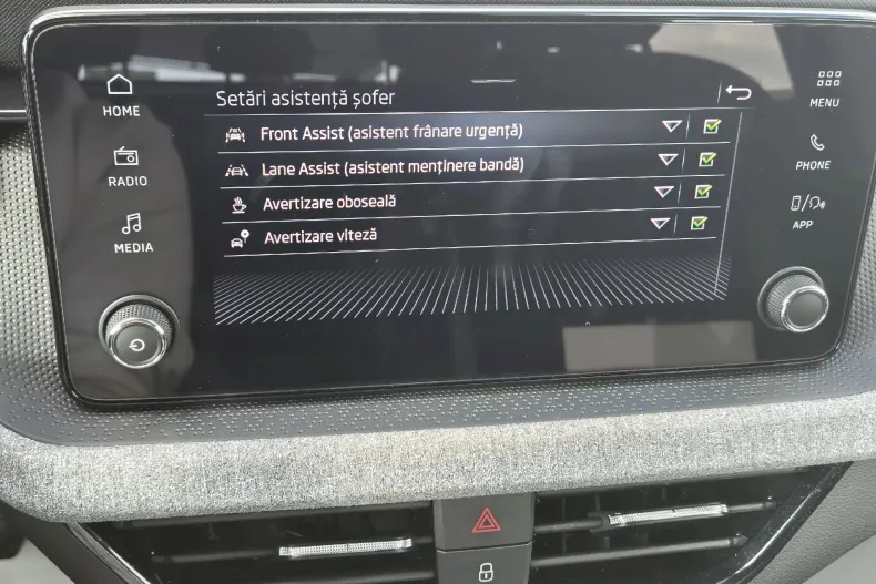 Skoda Kamiq din 2024 cu 30.408 km - oferta SKO130403 - foto 21