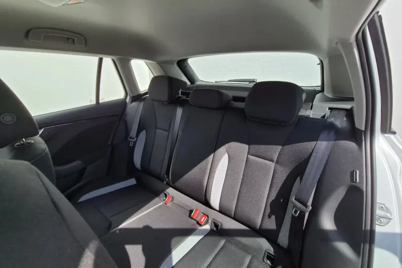 Skoda Kamiq din 2024 cu 18.431 km - oferta SKO130414 - foto 11