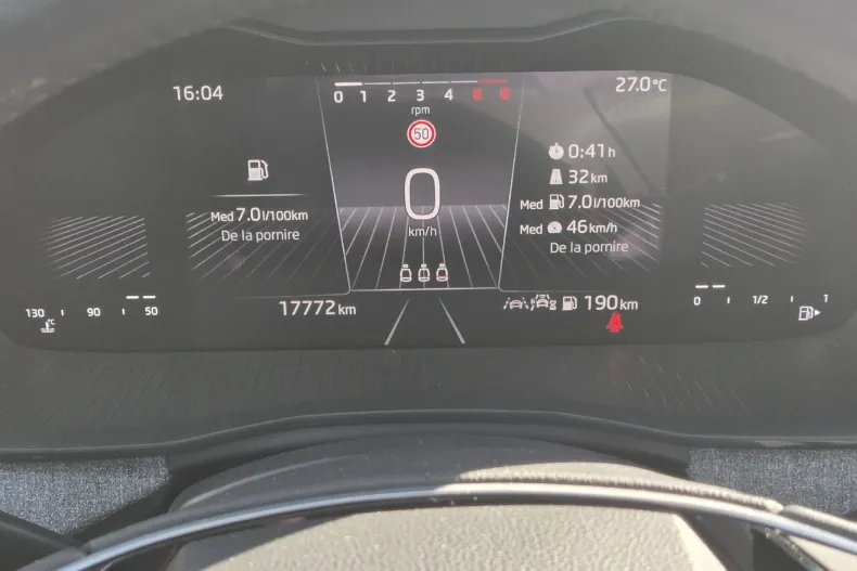 Skoda Kamiq din 2024 cu 18.431 km - oferta SKO130414 - foto 18