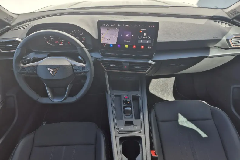 Seat Leon din 2024 cu 1.290 km - oferta SEA130427 - foto 13