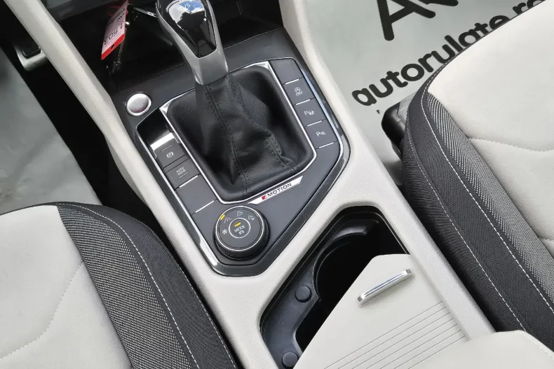 Volkswagen Tiguan din 2021 cu 144.656 km - oferta VOL130429 - foto 20